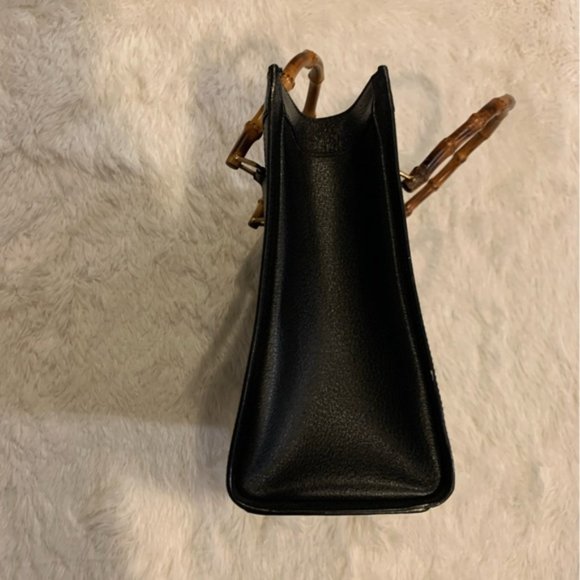 SOLD Gucci Vintage Princess Diana Bag Bamboo Handle Tote Black Leather - Picture 6 of 17